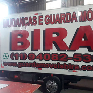 imagens de serviços realizados pela empresa  Mudunças e Guarda Móveis Bira
